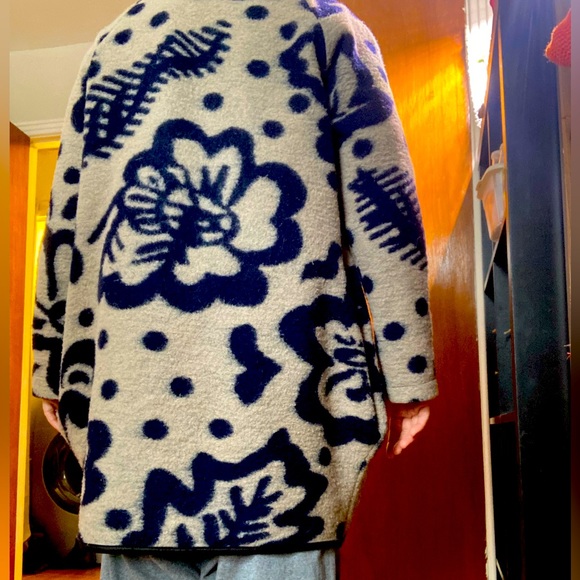 Italian made wool spring/fall coat - Picture 2 of 5